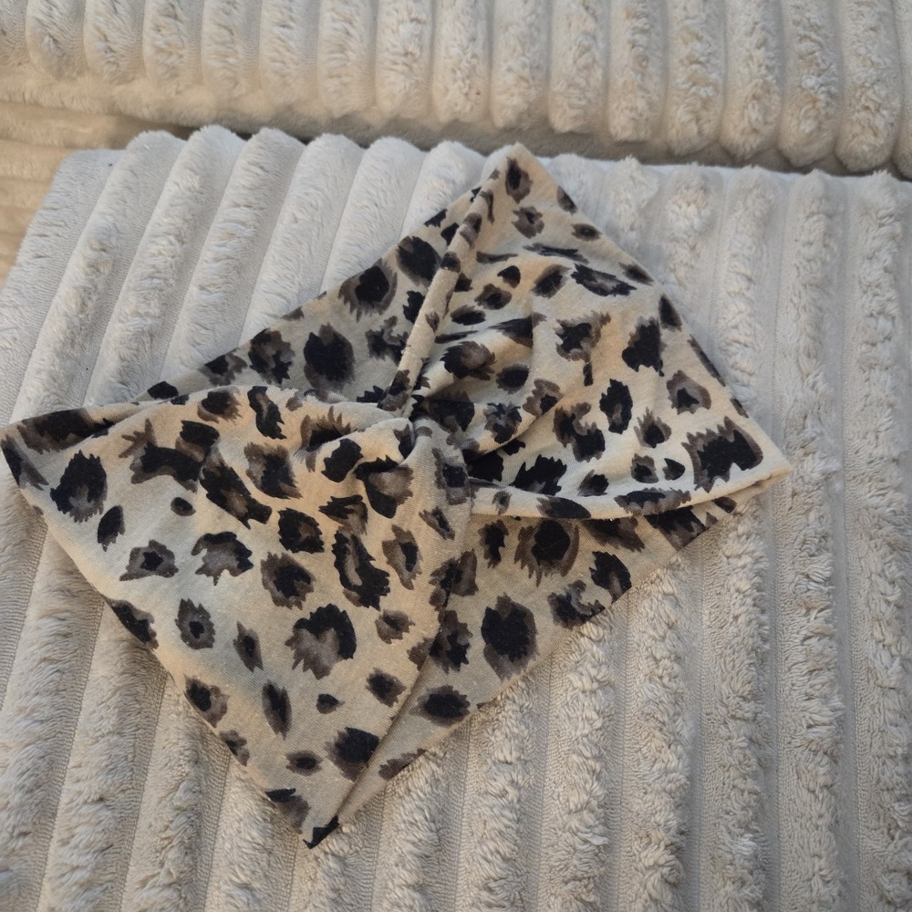 Leopard Print Twisted Front Wide Headband Stretch Fabric Boho Turban Hair Band